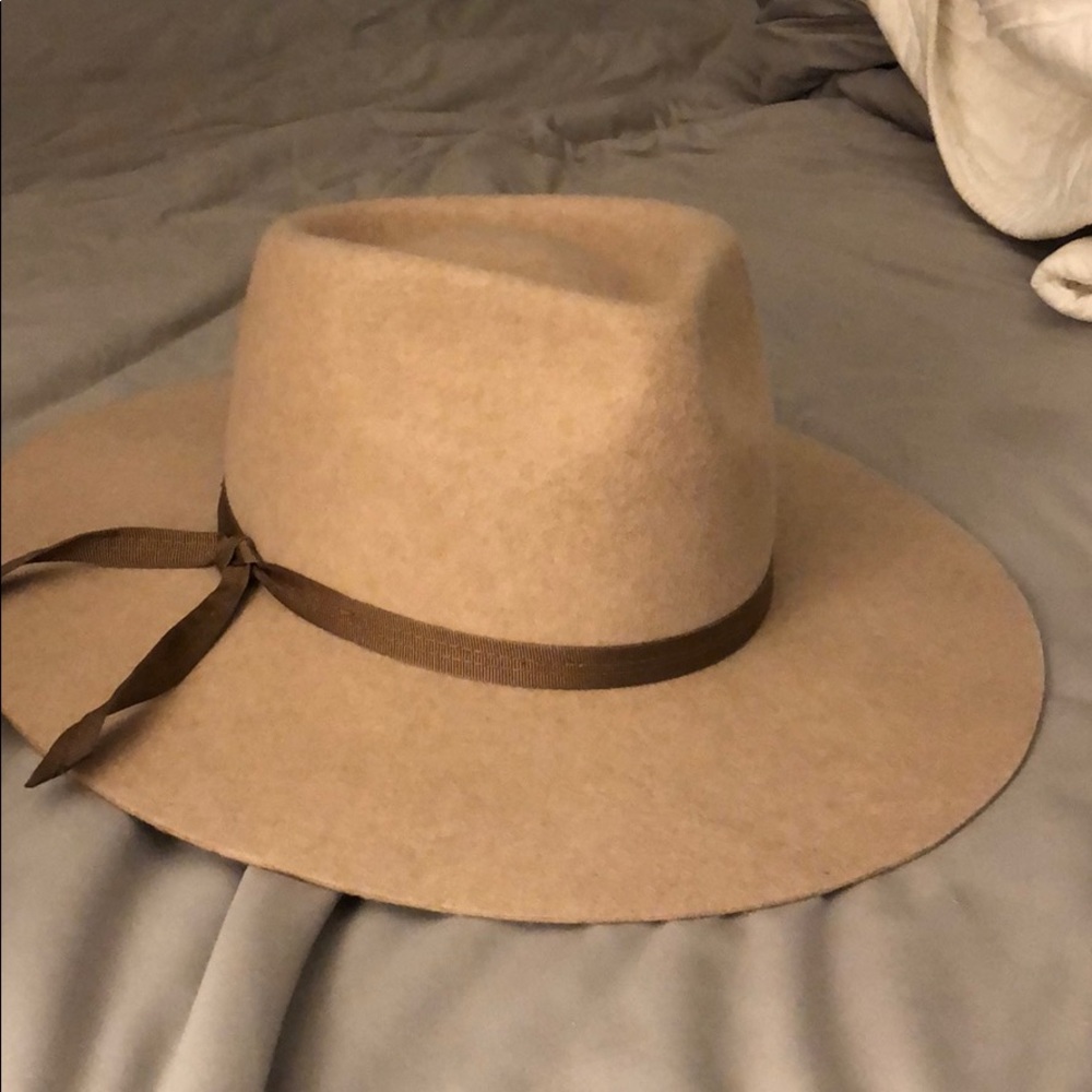 Boutique Felt Wide Brim Hat